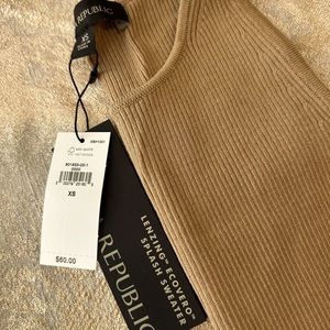 NWT Banana Republic Lenzing Splash Sweater